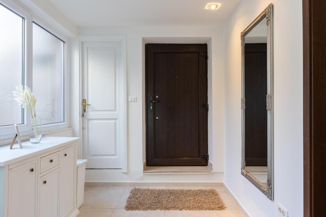ドゥブロブニクO'Lord - Luxury Sea View Apt Near Old Townアパートメント エクステリア 写真